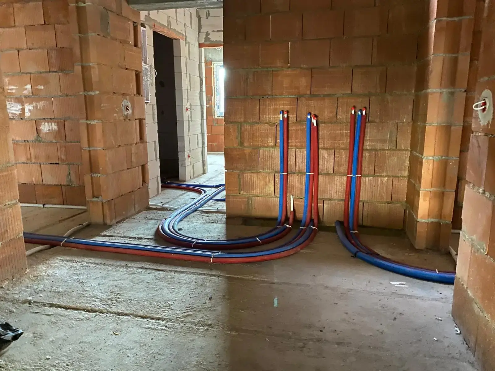 Instalacja wodno-kanalizacyjna w budynku wielorodzinnym w Jeleniej Górze