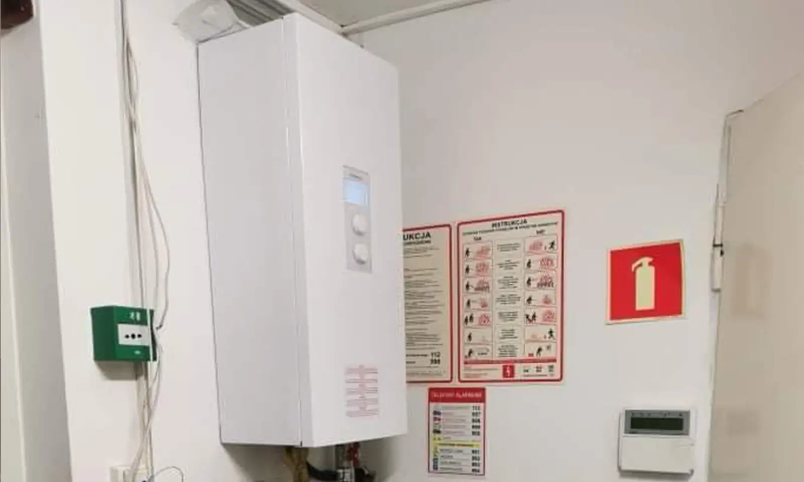 Kocioł elektryczny zamontowany na ścianie